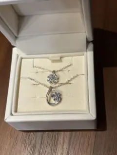 【クリーニング済み】4℃ クローバーモチーフ2連ネックレス　silver