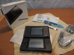 訳あり　長期保管未使用品　任天堂 DS Lite USG-001 225K〇
