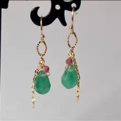 天然石☆ザンビア産ミントエメラルド×カーネリアンのピアス14kgf