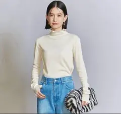 美品　BEAUTY&YOUTH メローステッチ タートルネック カットソー