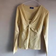 М*様 イエロー Vネック 長袖ニット