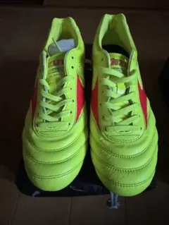 海外限定モレリア2エリート　レッド　25.5 海外限定モレリア2エリート レッド 25.5 サッカースパイク「MORELIA II