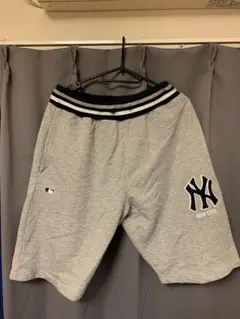 MLB ニューヨークヤンキース スウェットハーフパンツ L