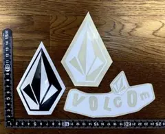 VOLCOM のステッカー3枚セット