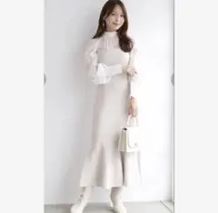 マーキュリーデュオ バックリボンビスチェニットドッキングワンピース アイボリー