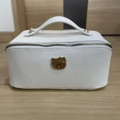 Sanrio　ハローキティラグジュアリーバニティポーチ