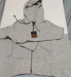 【最終お値下げ】Qojelly⭐️変形パーカー