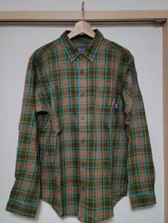 Patagonia シャツ