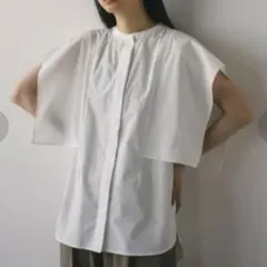 ELENDEEK フレアスリーブカットソー ELENDEEK（エレンディーク）の「フレアスリーブカットソー（Tシャツ