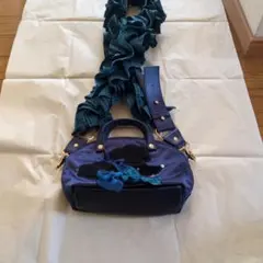 極!極美品♥　Bibiy familiar コラボ　ショルダーバッグ