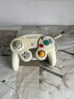 【未使用/新品】ゲームキューブコントローラー ホワイト 純正品 中古】ニンテンドー ゲームキューブコントローラー ホワイト