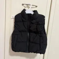 黒いリボン付きベスト