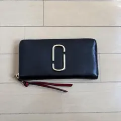MARC JACOBS 長財布