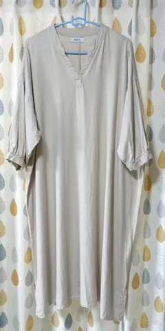 NAVY　ベージュ スキッパー シャツワンピース F
