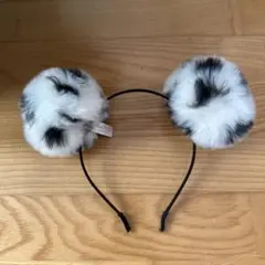 耳付きカチューシャ 白黒ファー