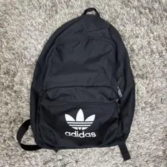 adidasリュック