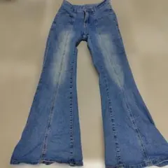 デニムブルー フレアパンツ