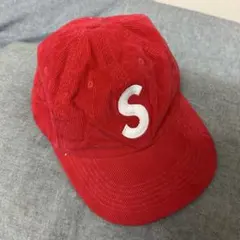 み*様 【Supreme】コーデュロイ Sロゴ 6パネル キャップ レッド
