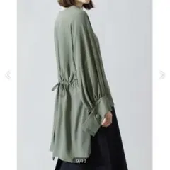 美品✨ADORE ライトキュプラブラウス　38 完売品　キュプラ 定価4.6万のサムネイル