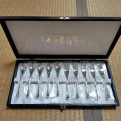 Item thumbnail for item bfbe24d9-a3aa-430a-b548-6ca3eacd2ff3