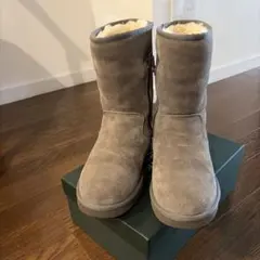 UGGムートンブーツ