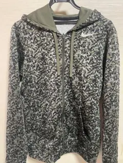 Nike 迷彩柄 フルジップパーカー
