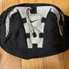 Nike ボディバッグ ブラック