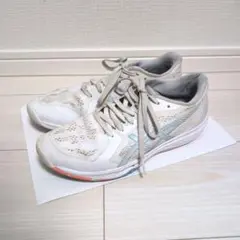 ASICS 卓球シューズ DYNAFEATHER 24.0