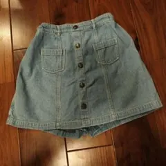 デニムブルー ボタン付きスカート　キュロット