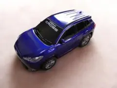 【お値下げ】トヨタ　カローラクロス　プルバックカー　【非売品】のサムネイル