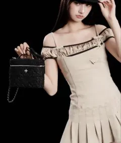 andwang ❤︎ Petit Ribbon Vanity Bag - メルカリ