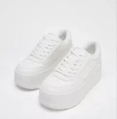 ZARA ザラ プラットフォームスニーカー 35 厚底スニーカー ホワイトのサムネイル