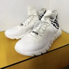 FENDI FFモチーフ ハイカットスニーカー 25cmのサムネイル