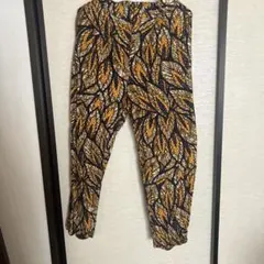 葉柄デザイン カジュアルパンツ Sサイズ