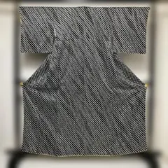 No.2860 正絹ブラック総絞り幾何学小紋　美品