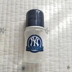 New York Yankees ベビーボトル 哺乳瓶