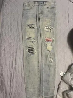 OFF-WHITE ストレートデニム ダメージ加工 スタッズ - メルカリ
