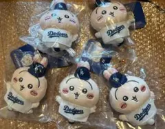 ちいかわ MLB ぬいぐるみ 6点セット - メルカリ