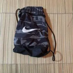 Nike 迷彩 ナップサック
