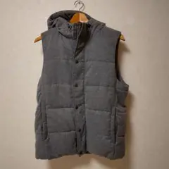 GU フード付き グレー キルティング ダウンベスト