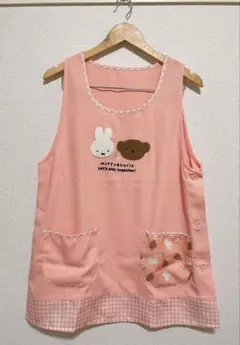 ミッフィエプロン　保育士