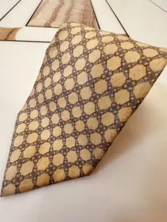 1139Yves Saint Laurent ネクタイ ベージュ シルクブランドのサムネイル