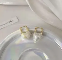 【期間限定セール】パールハートフープピアス