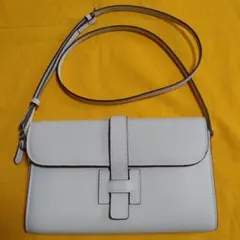 Item thumbnail for item 7cb803de-422c-4aa4-99df-0084fc4a8212