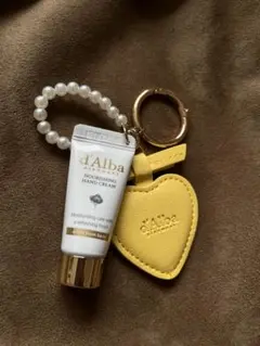 d'Alba ハンドクリーム & ハートミラー キーホルダー