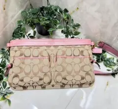 COACHショルダーバッグベージュ ピンク