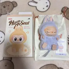 POP MART ラブブ　have a seat zizi ぬいぐるみペンダント