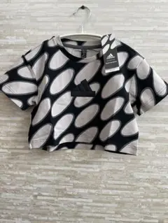 アディダス　マリメッコ　シャツ　キッズ　140 IC3660