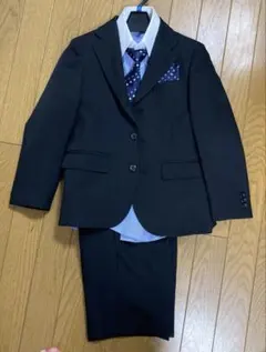 男の子 スーツ 120 黒ストライプ　入学 卒園　七五三