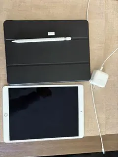 Apple iPad Air3 64GBシルバー 本体、Apple Pencil